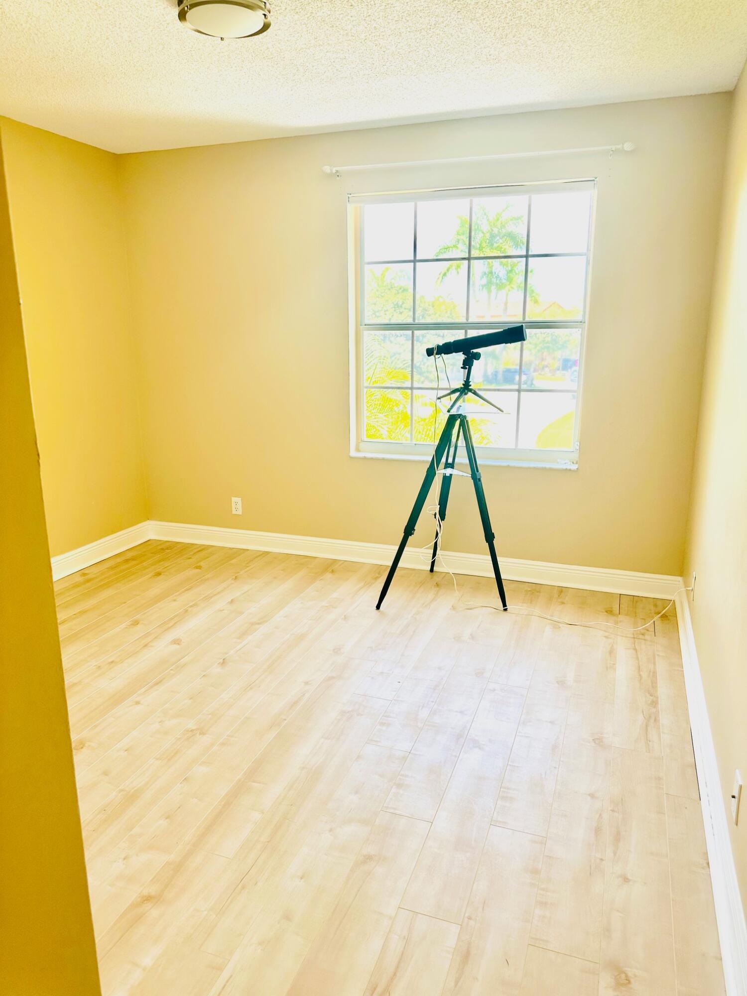 SILVER LAKES PHASE III - Residential