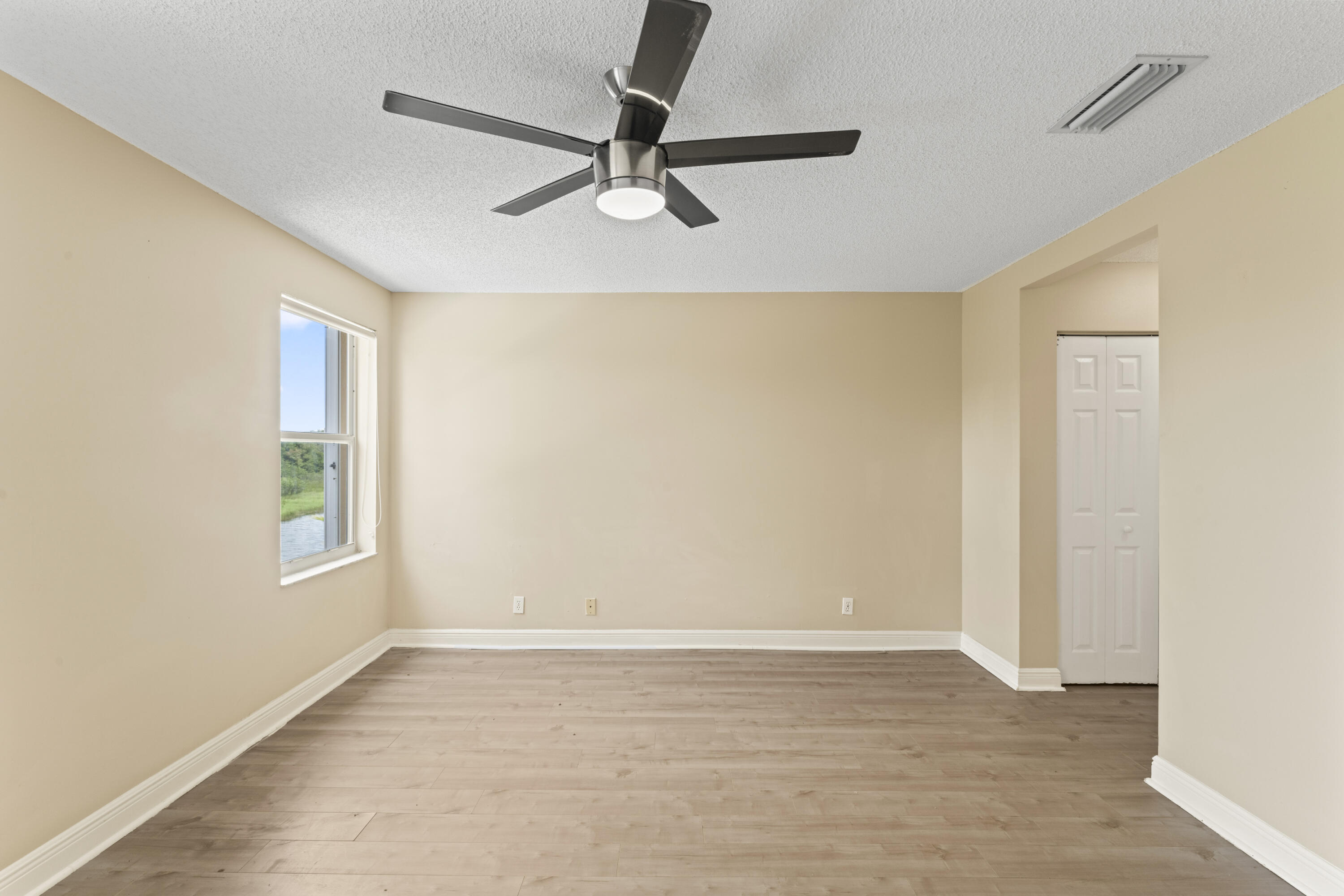 SILVER LAKES PHASE III - Residential