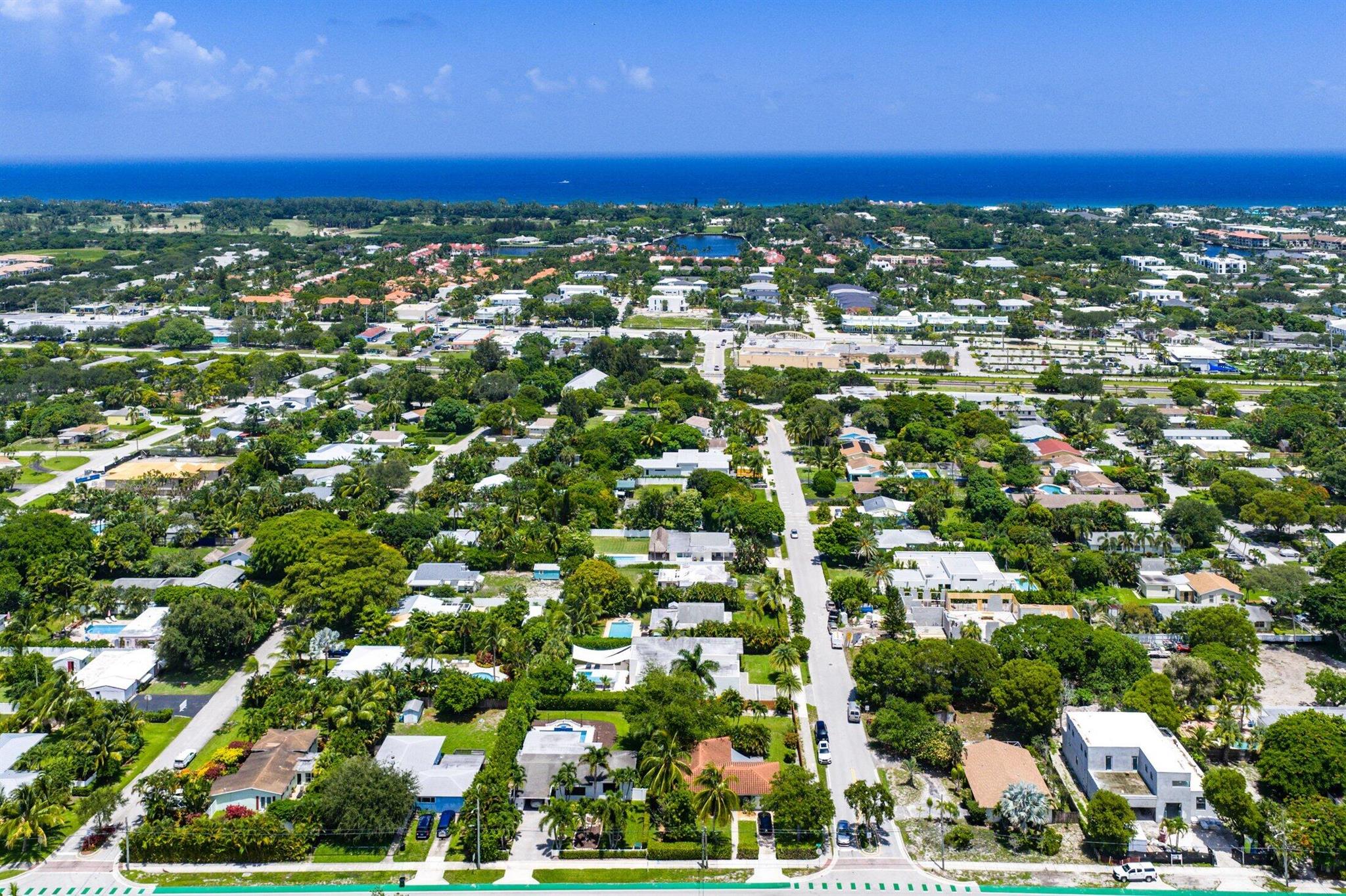 PLUMOSA PARK SEC A, B AND - Residential