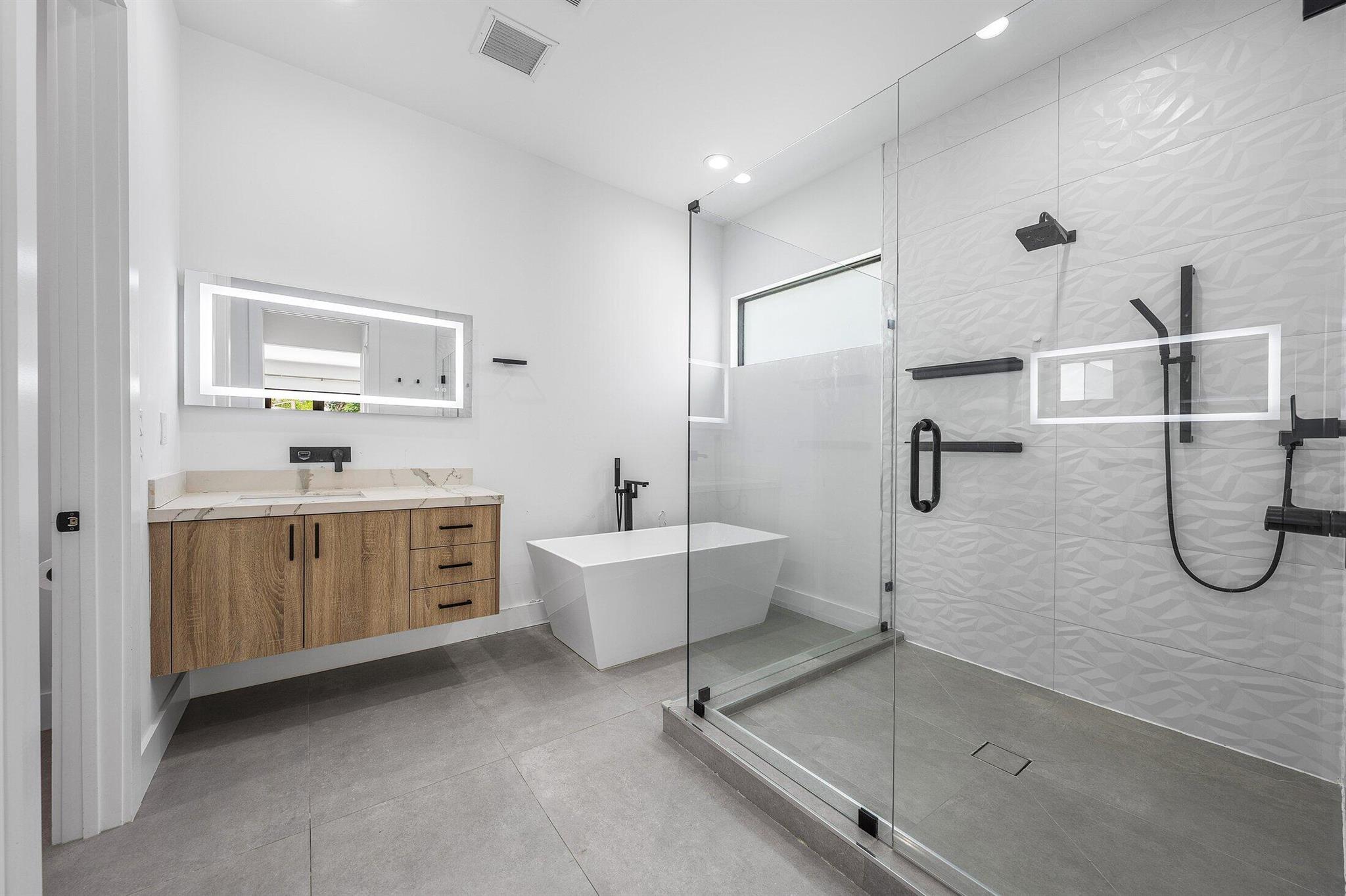 PLUMOSA PARK SEC A, B AND - Residential