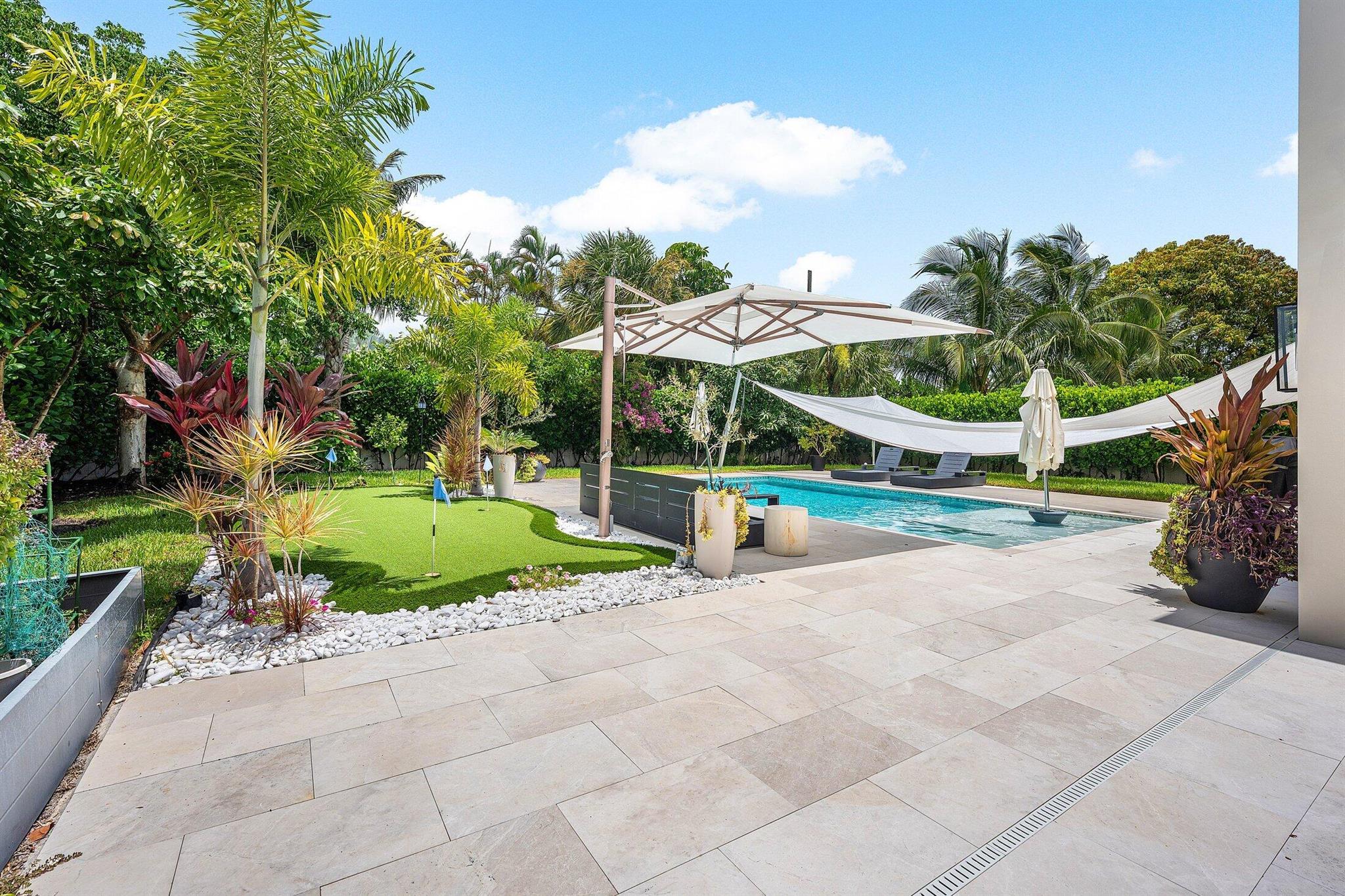 PLUMOSA PARK SEC A, B AND - Residential