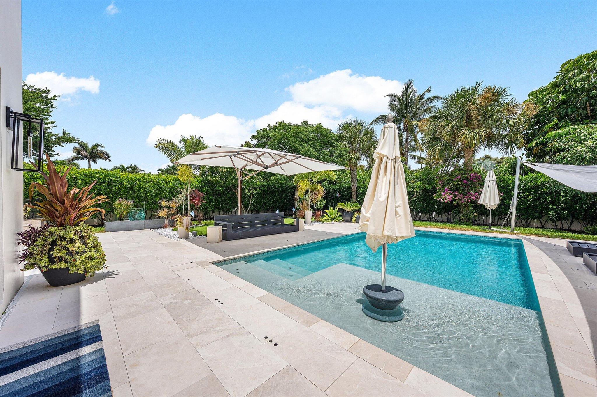 PLUMOSA PARK SEC A, B AND - Residential