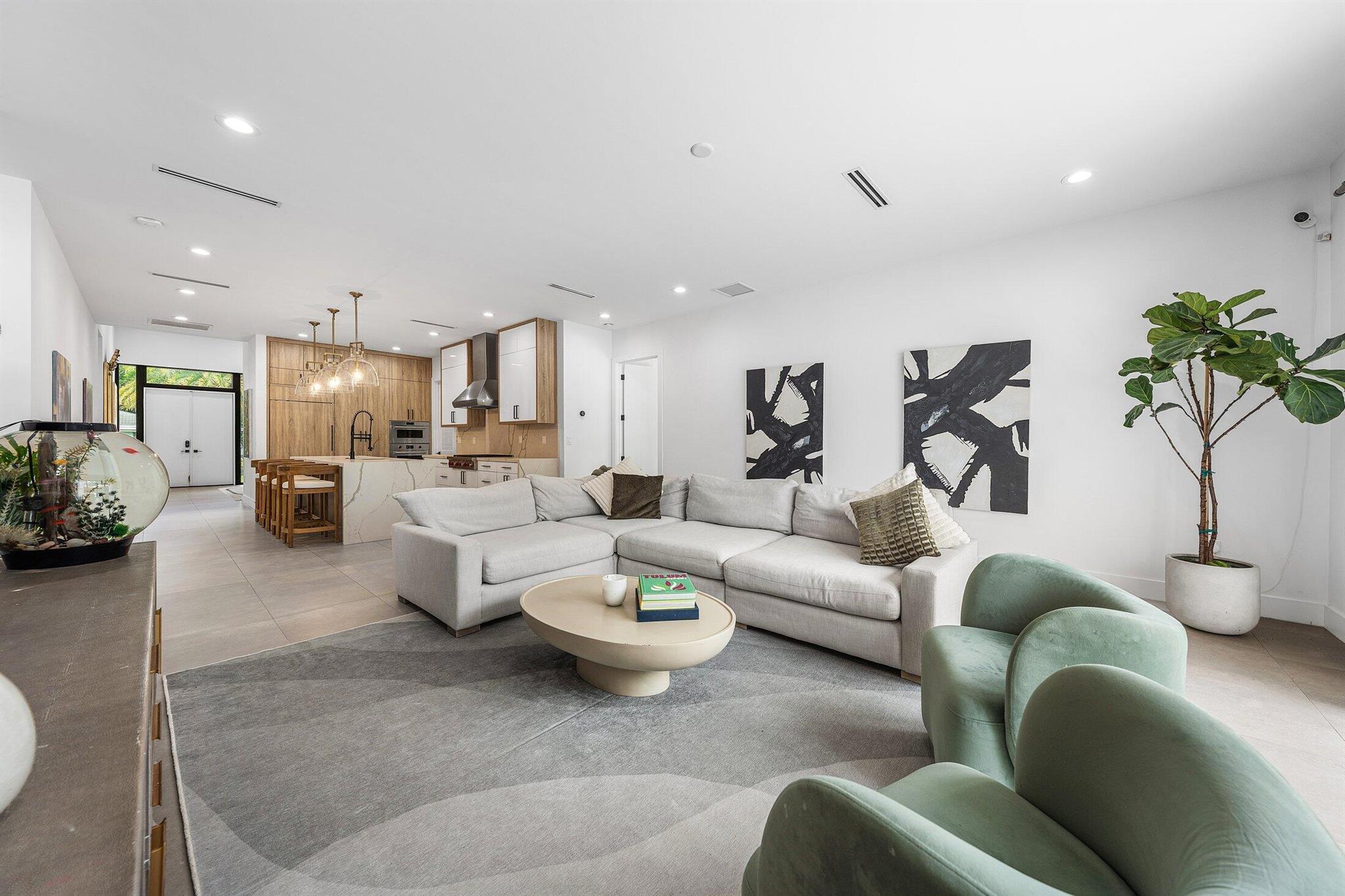 PLUMOSA PARK SEC A, B AND - Residential