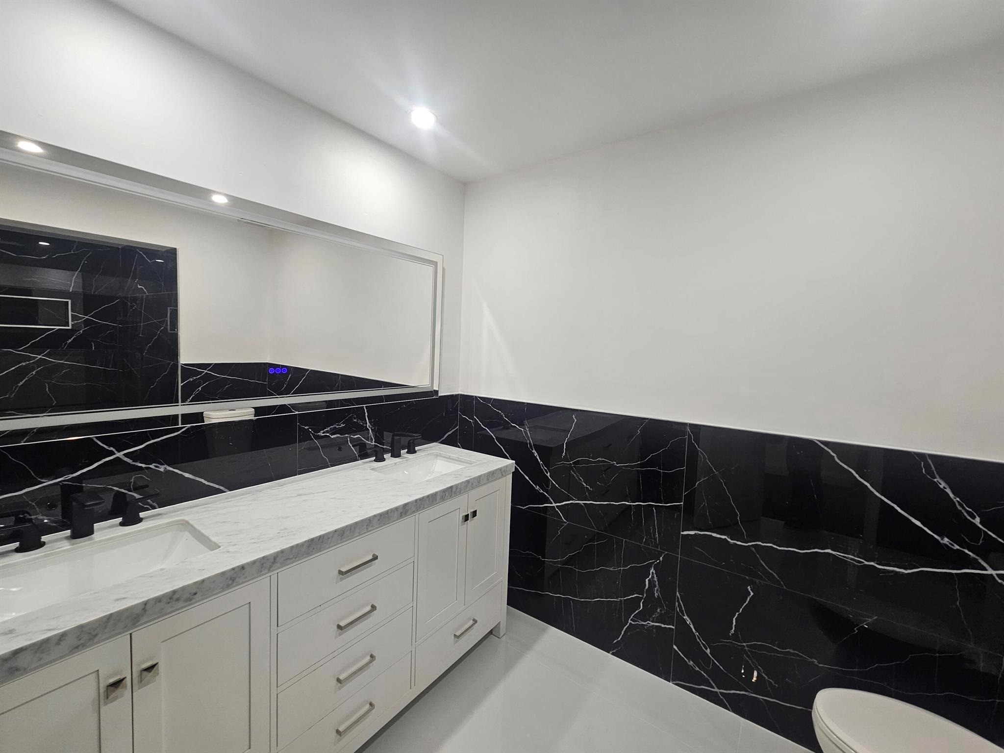 Hollywood Hills - Residential