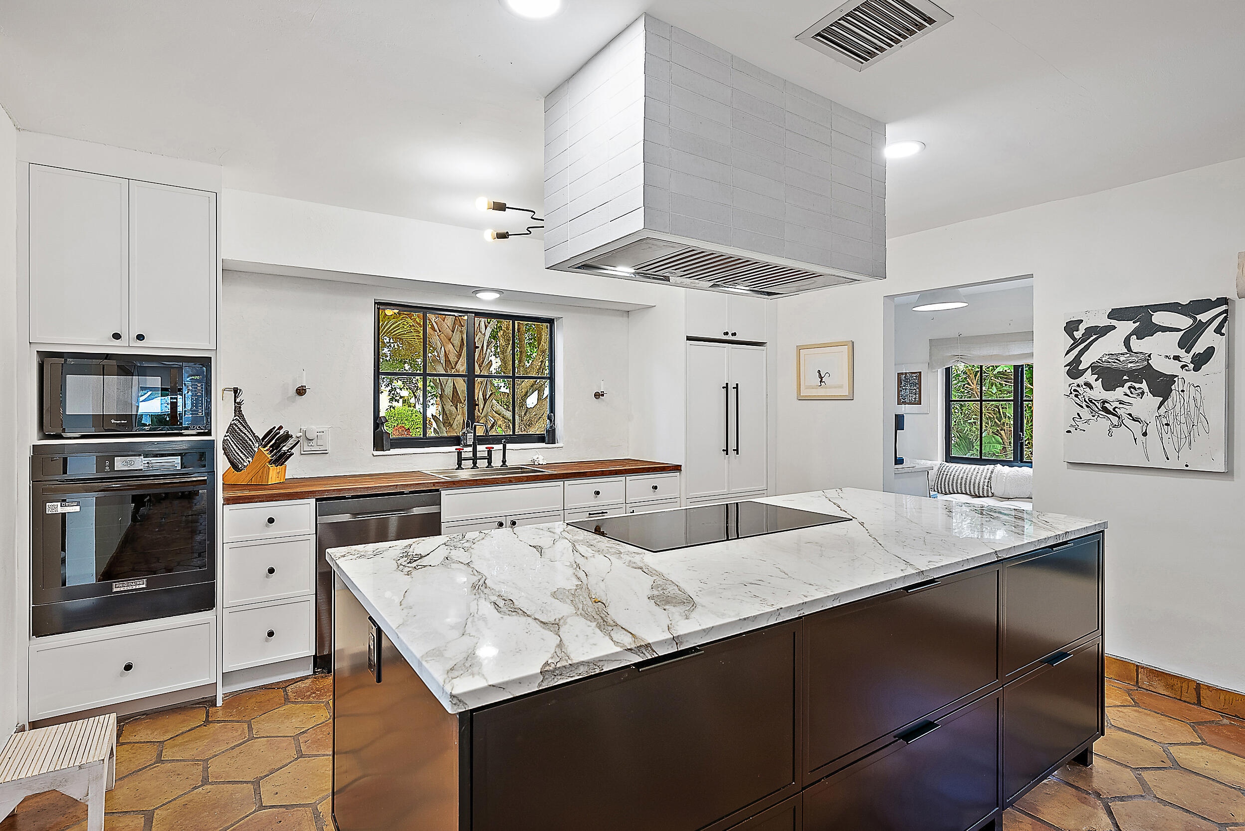 1271 Morse Boulevard