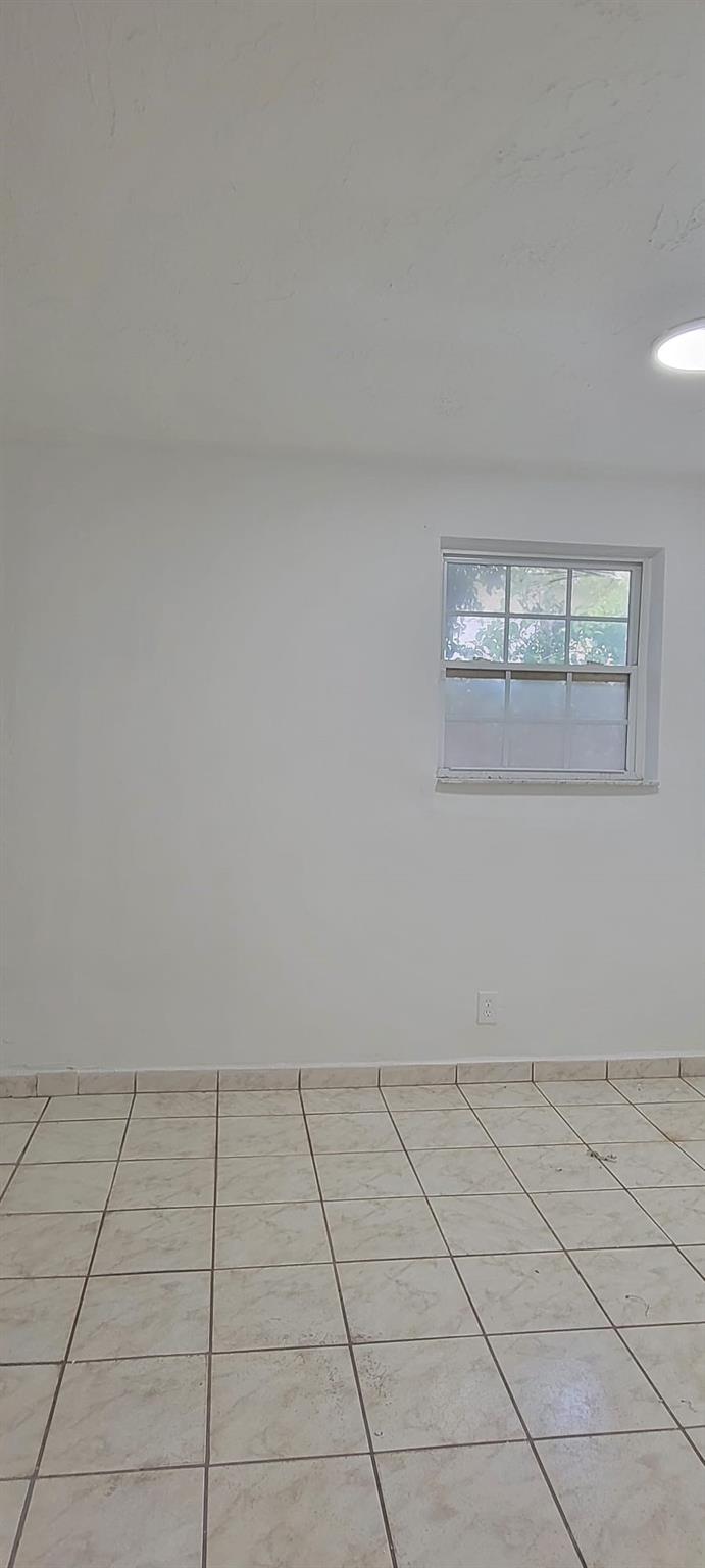 Liberia 1-34 B - Residential Income