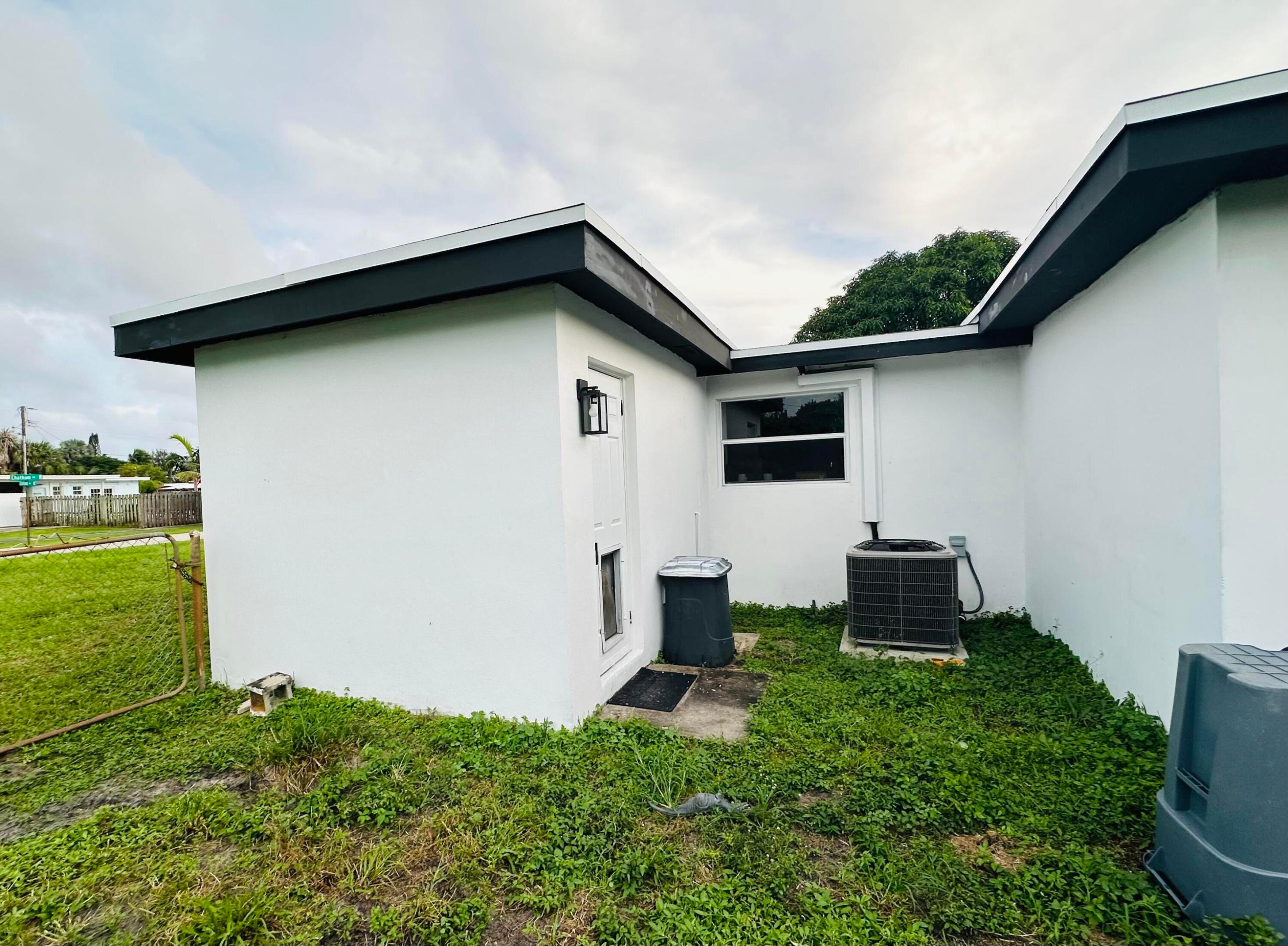 1865 W Chatham Road