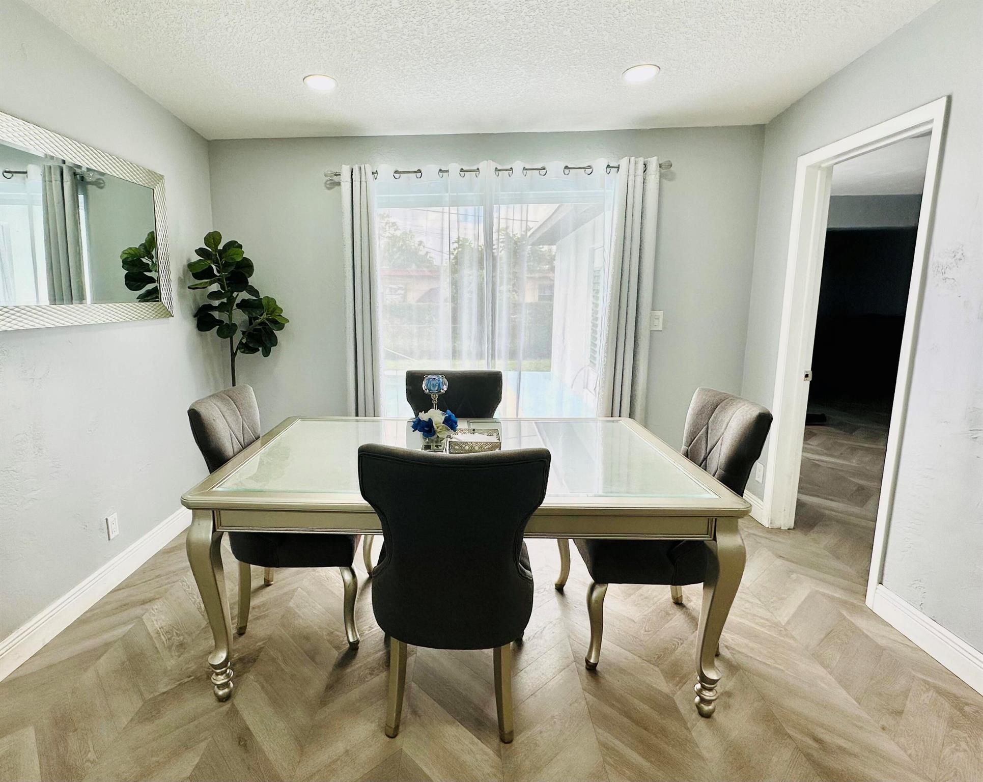 FOREST HILL VILLAGE 4 - Residential