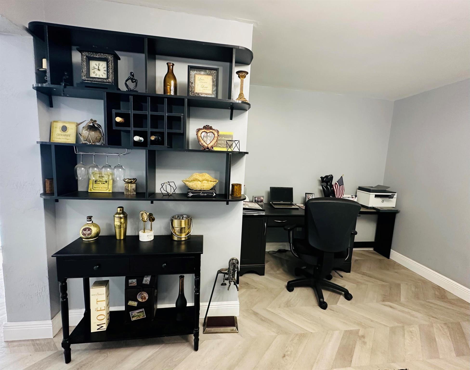 FOREST HILL VILLAGE 4 - Residential