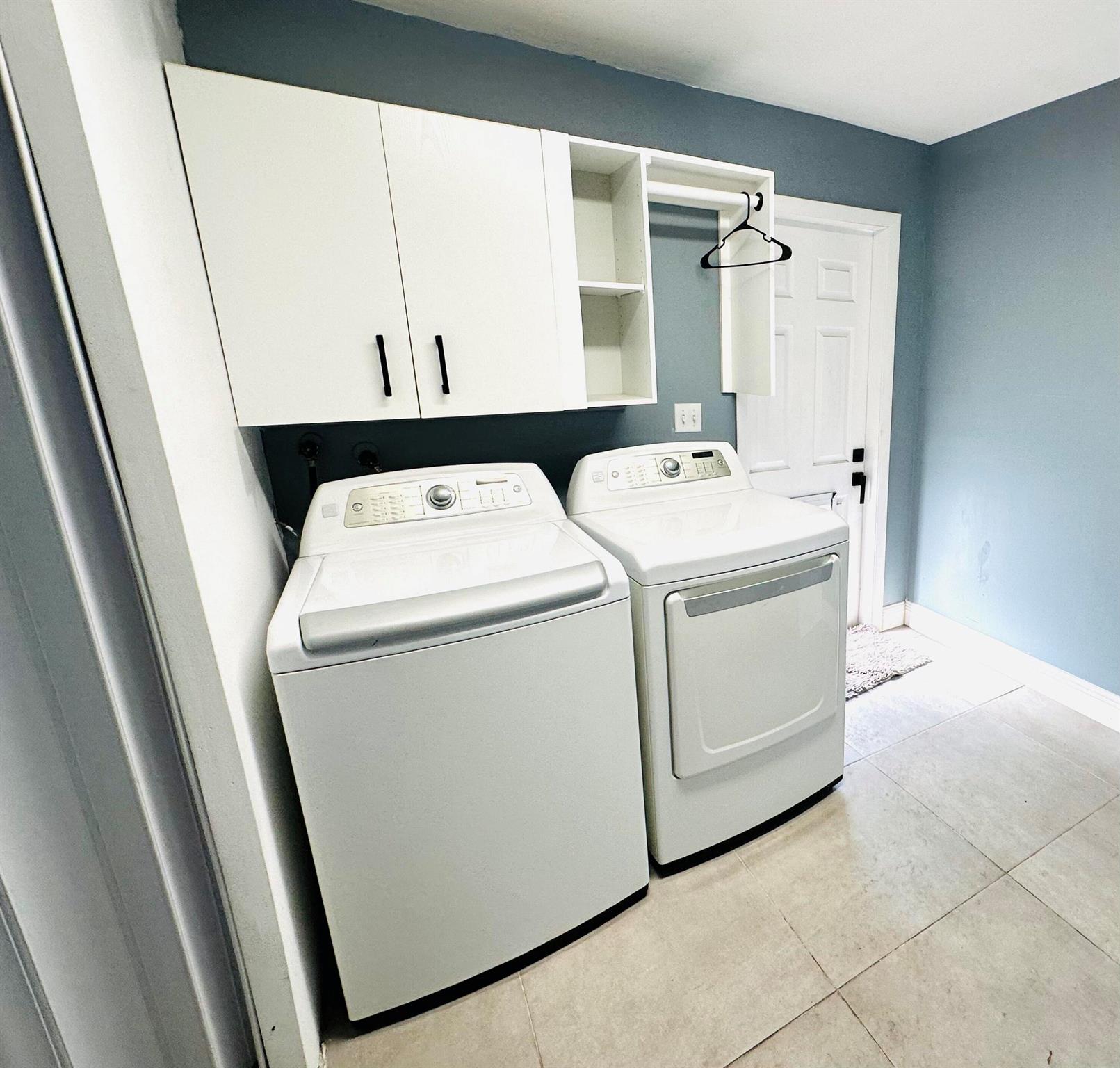 FOREST HILL VILLAGE 4 - Residential