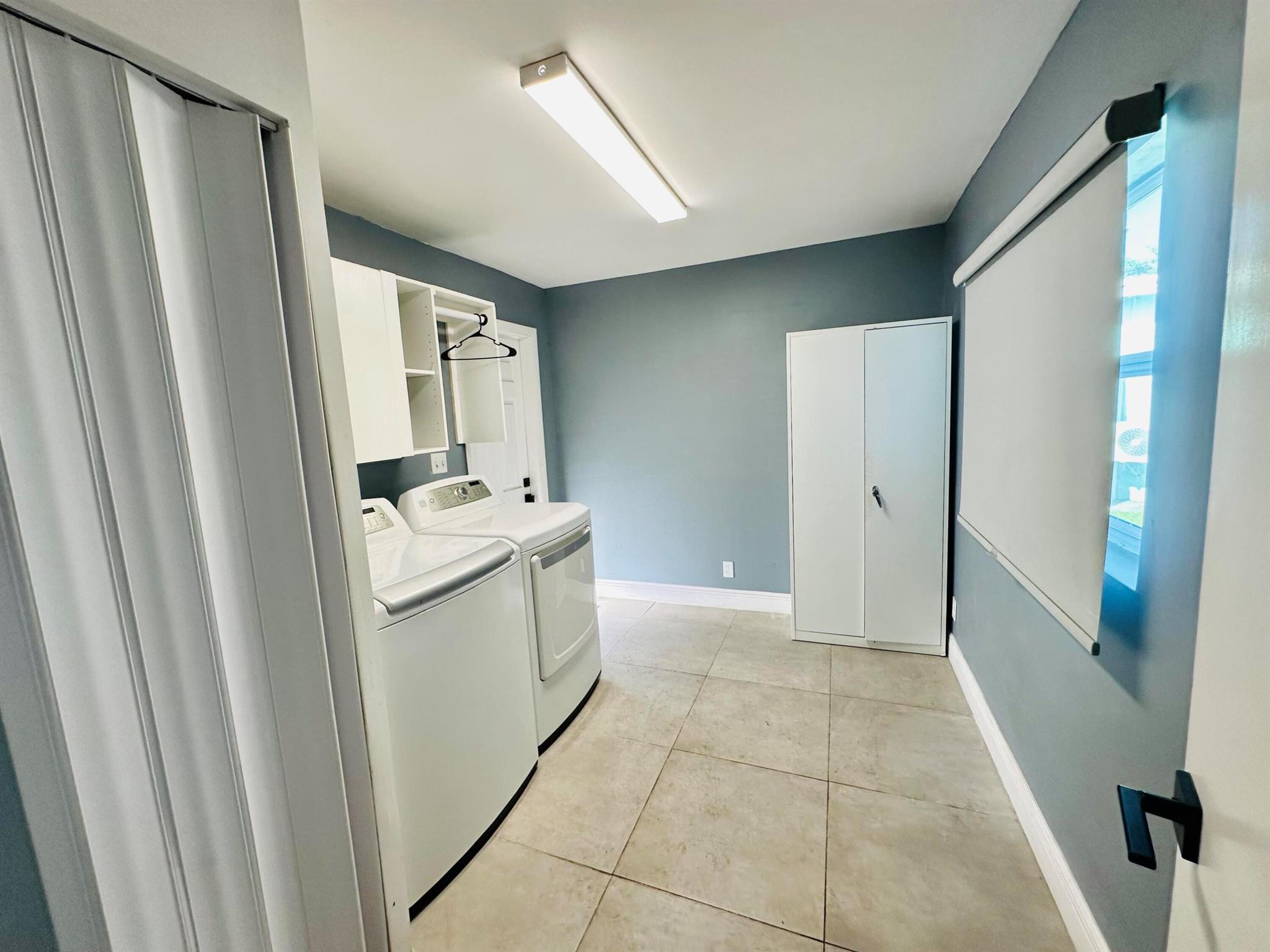 FOREST HILL VILLAGE 4 - Residential