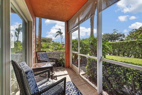 Tiny photo for 4721 Lucerne Lakes Boulevard E #711, Lake Worth, FL 33467 (MLS # B26068152)