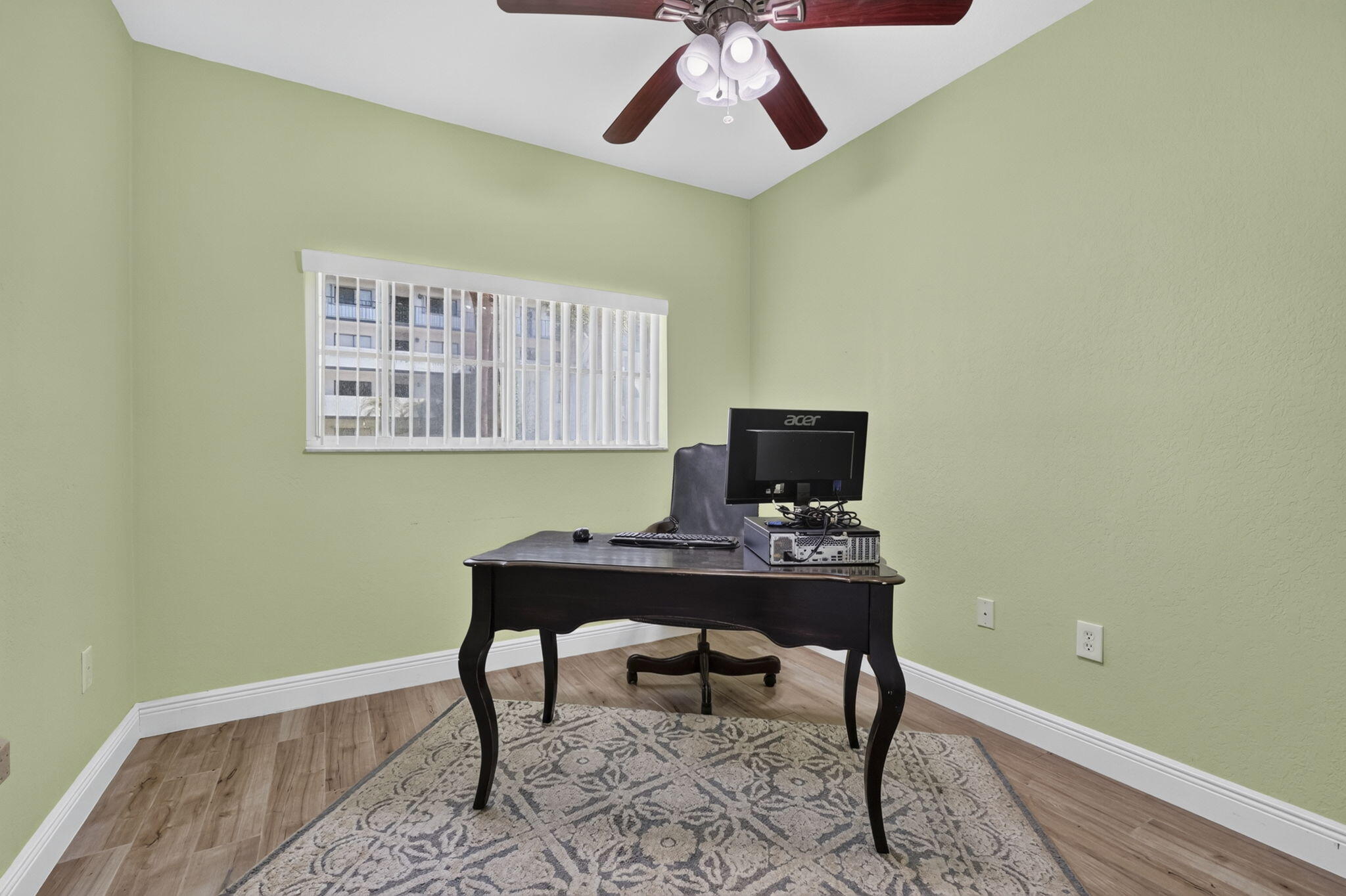 Properties 4721 Lucerne Lakes Boulevard E 711