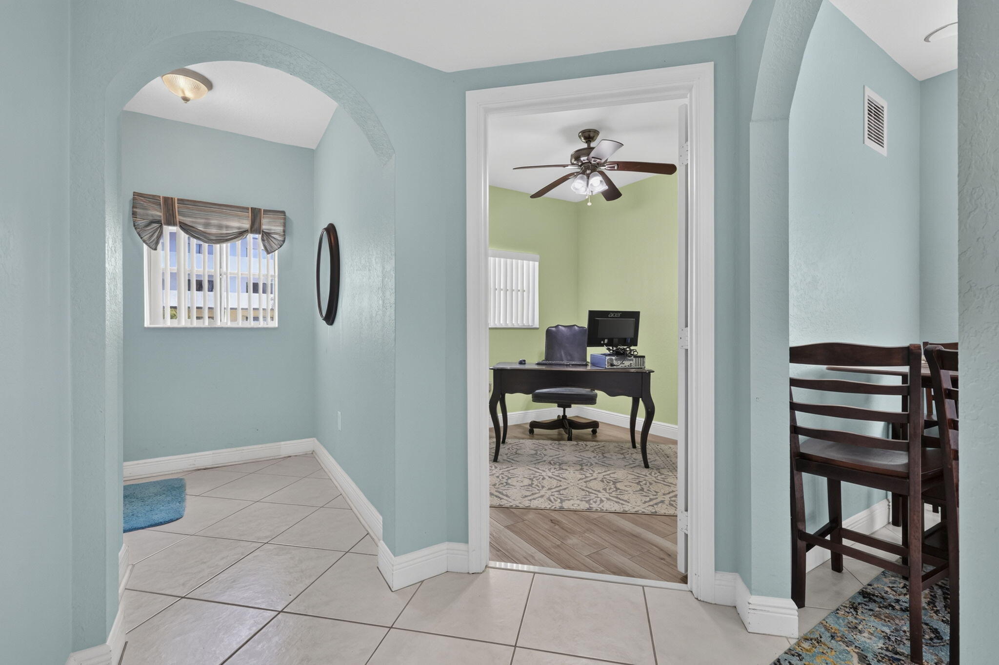 Properties 4721 Lucerne Lakes Boulevard E 711