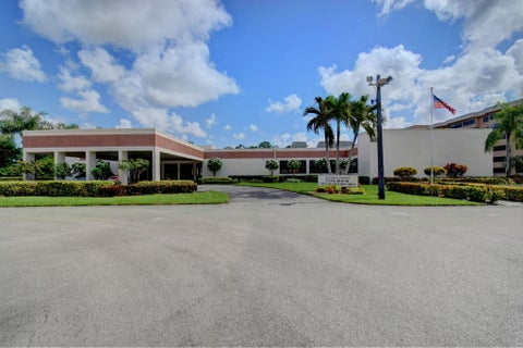 Tiny photo for 4721 Lucerne Lakes Boulevard E #711, Lake Worth, FL 33467 (MLS # B26068152)