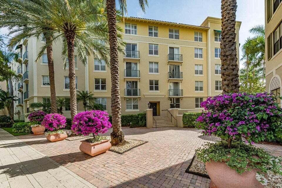 Welcome to your charming oasis in the heart of West Palm Beach! This beautifully furnished 1-bedroom, 1-bathroom, condo is located on the first floor and offers serene views of the lush courtyard. With it's own garage parking space just steps away from your door, convenience is built right in. Nestled in Rosemary Square- formerly City Place--you'll be surrounded by vibrant shops, dining, entertainment, and cultural experiences. Travel is effortless with Palm Beach International Airport , I-95, and the FL turnpike all nearby. The Courtyards features resort-style amenities incl sparkling pool, relaxing hot tub/spa, fitness center, and the comfort of 24 hr valet & concierge services. Here, you can truly live, work, & play-all in one extraordinary location. Close to everything!