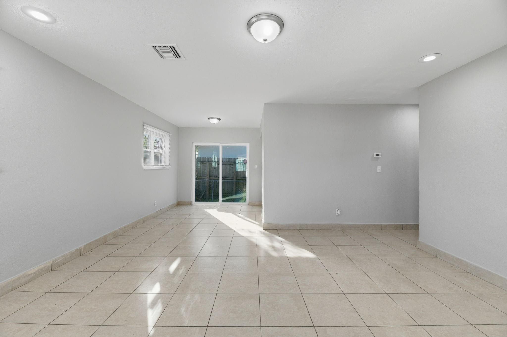 Sunland Park Sec 2 25-37 - Residential