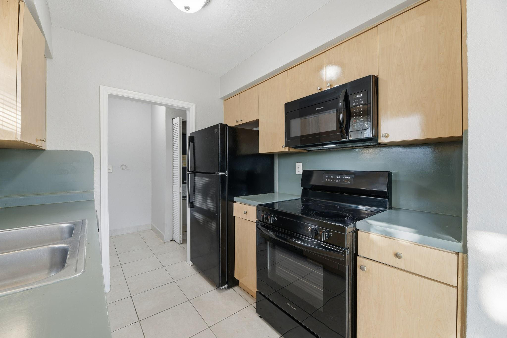 Sunland Park Sec 2 25-37 - Residential