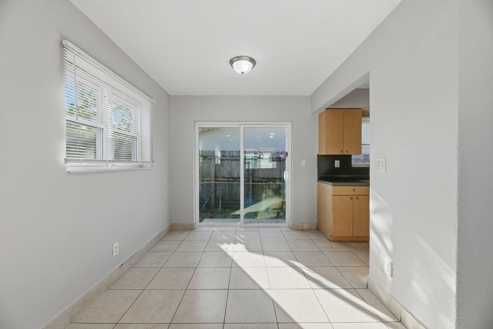 Sunland Park Sec 2 25-37 - Residential