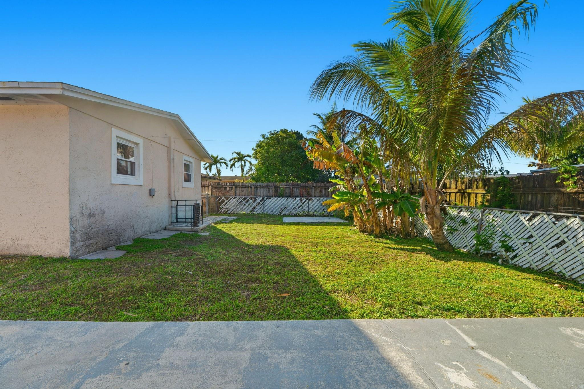 Sunland Park Sec 2 25-37 - Residential