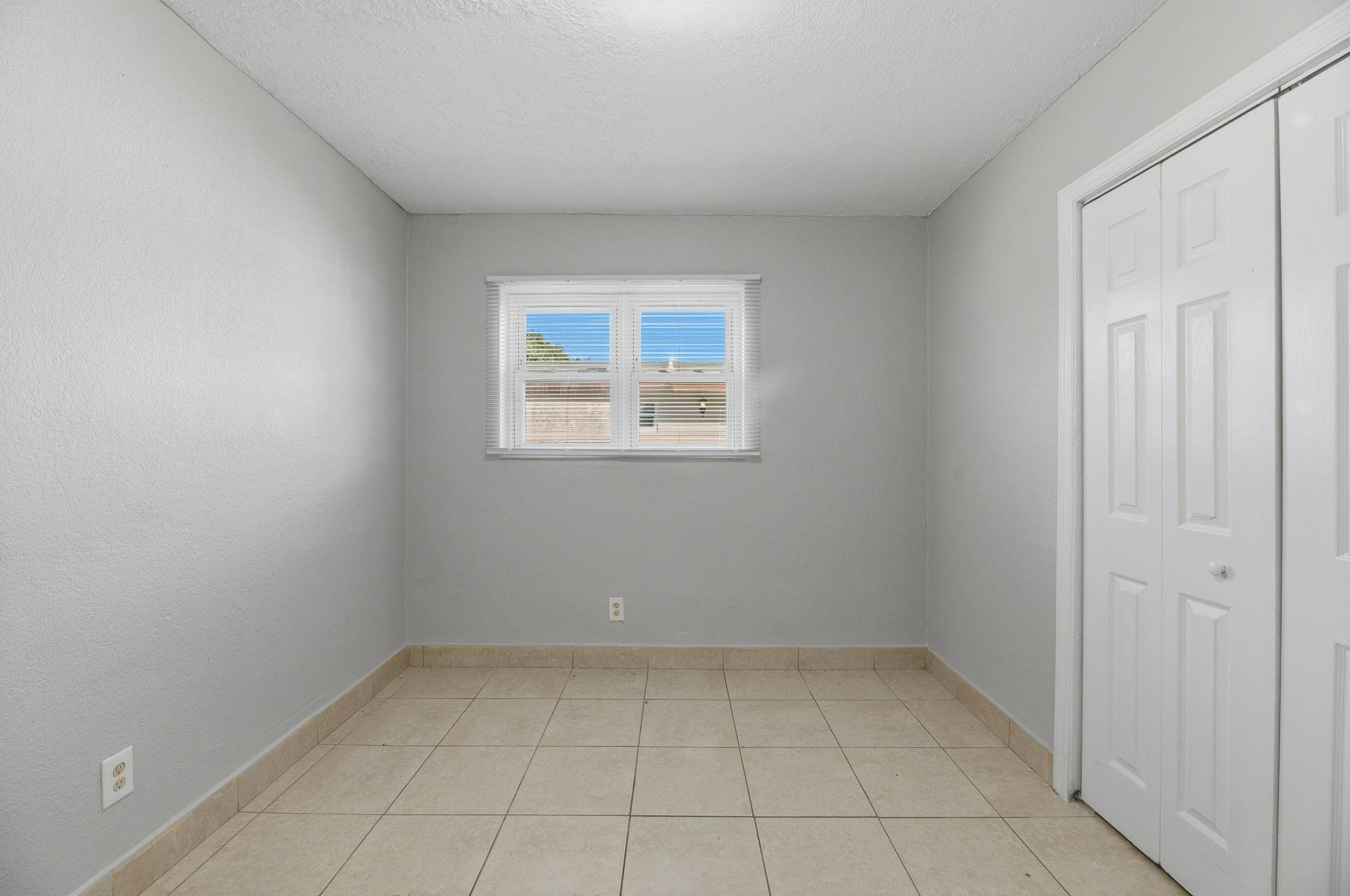 Sunland Park Sec 2 25-37 - Residential