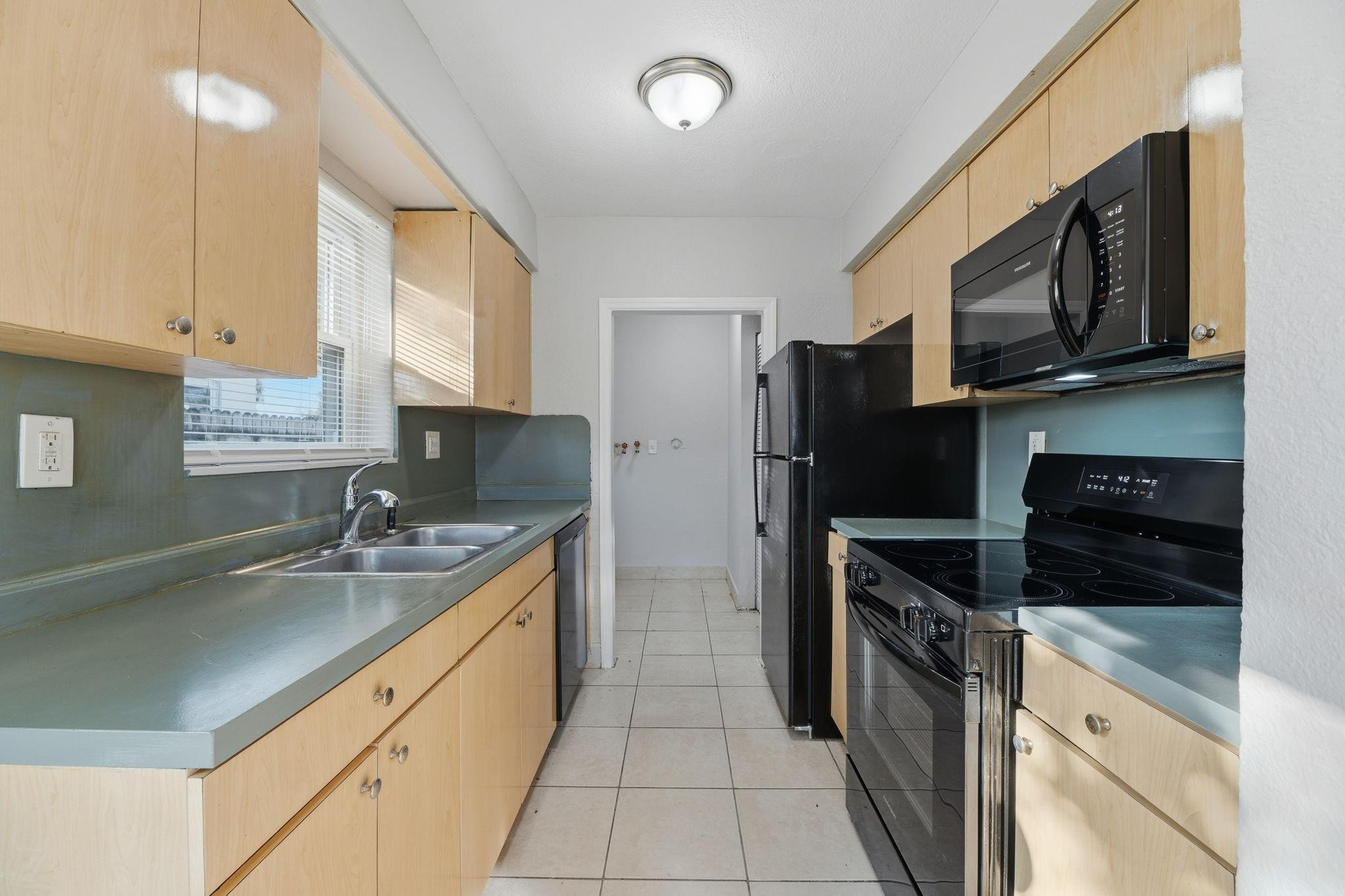 Sunland Park Sec 2 25-37 - Residential