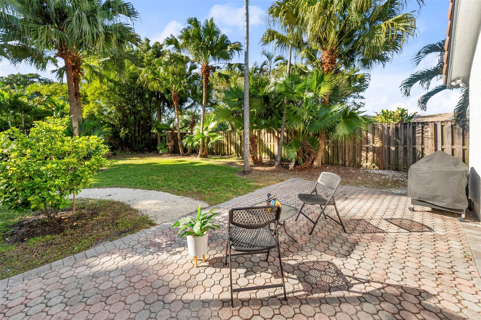 Jacaranda Lakes Sec 13 - Residential Lease