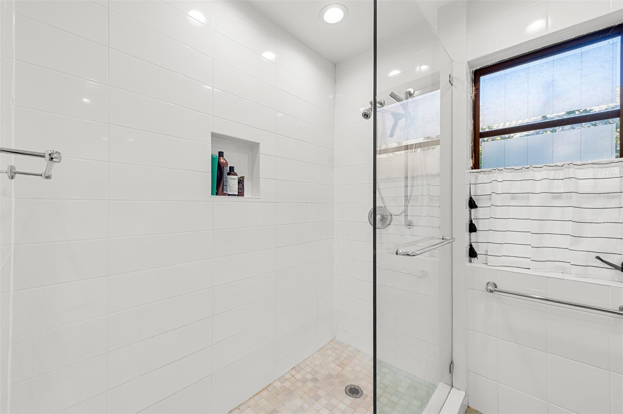 Jacaranda Lakes Sec 13 - Residential Lease