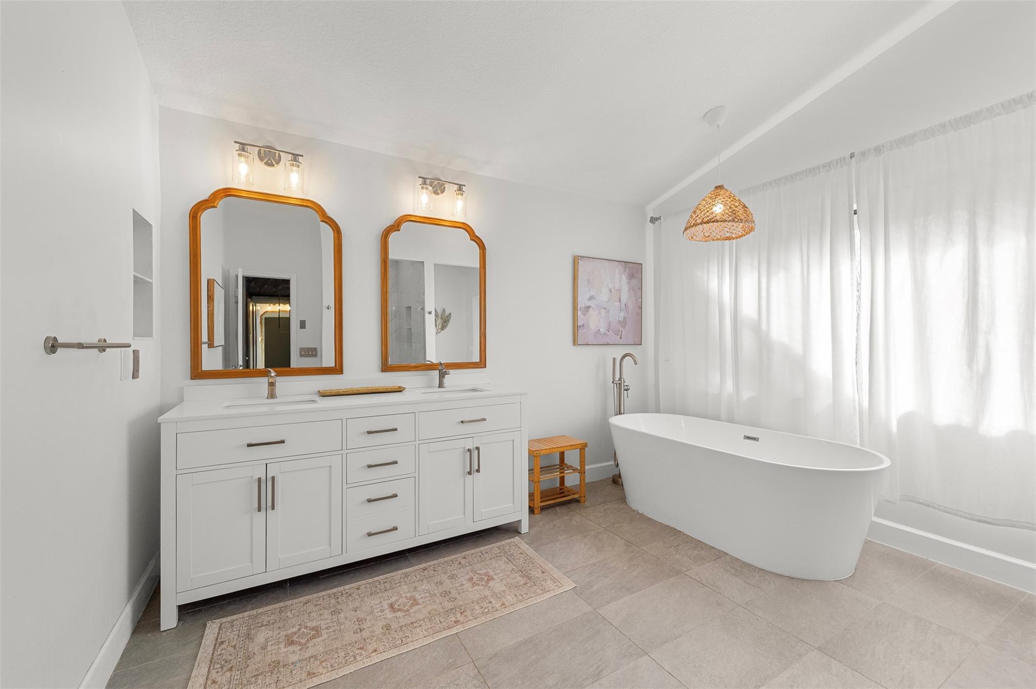 Jacaranda Lakes Sec 13 - Residential Lease