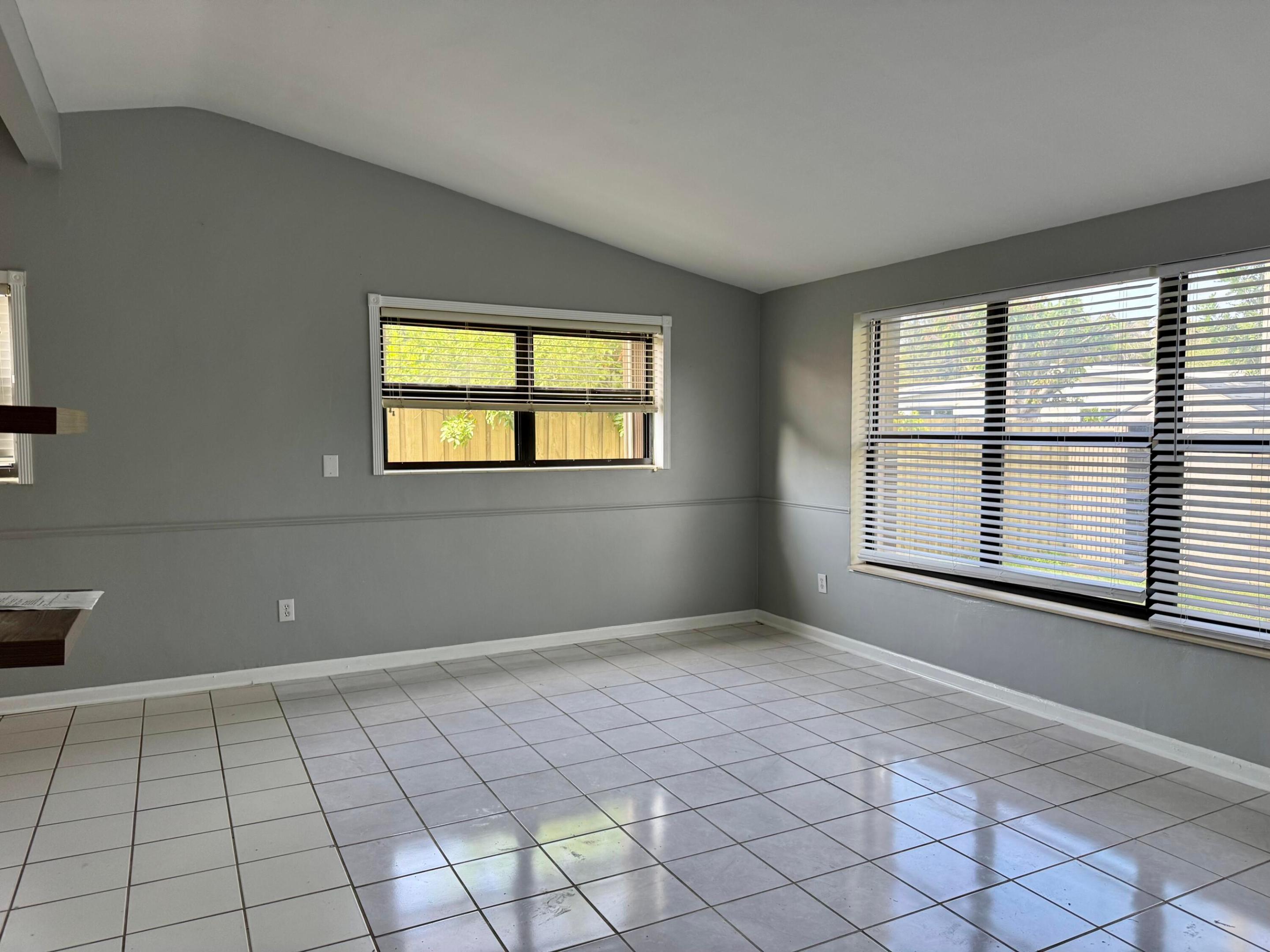PALM BEACH COLONY SECS 1 AND 2 - Residential Lease