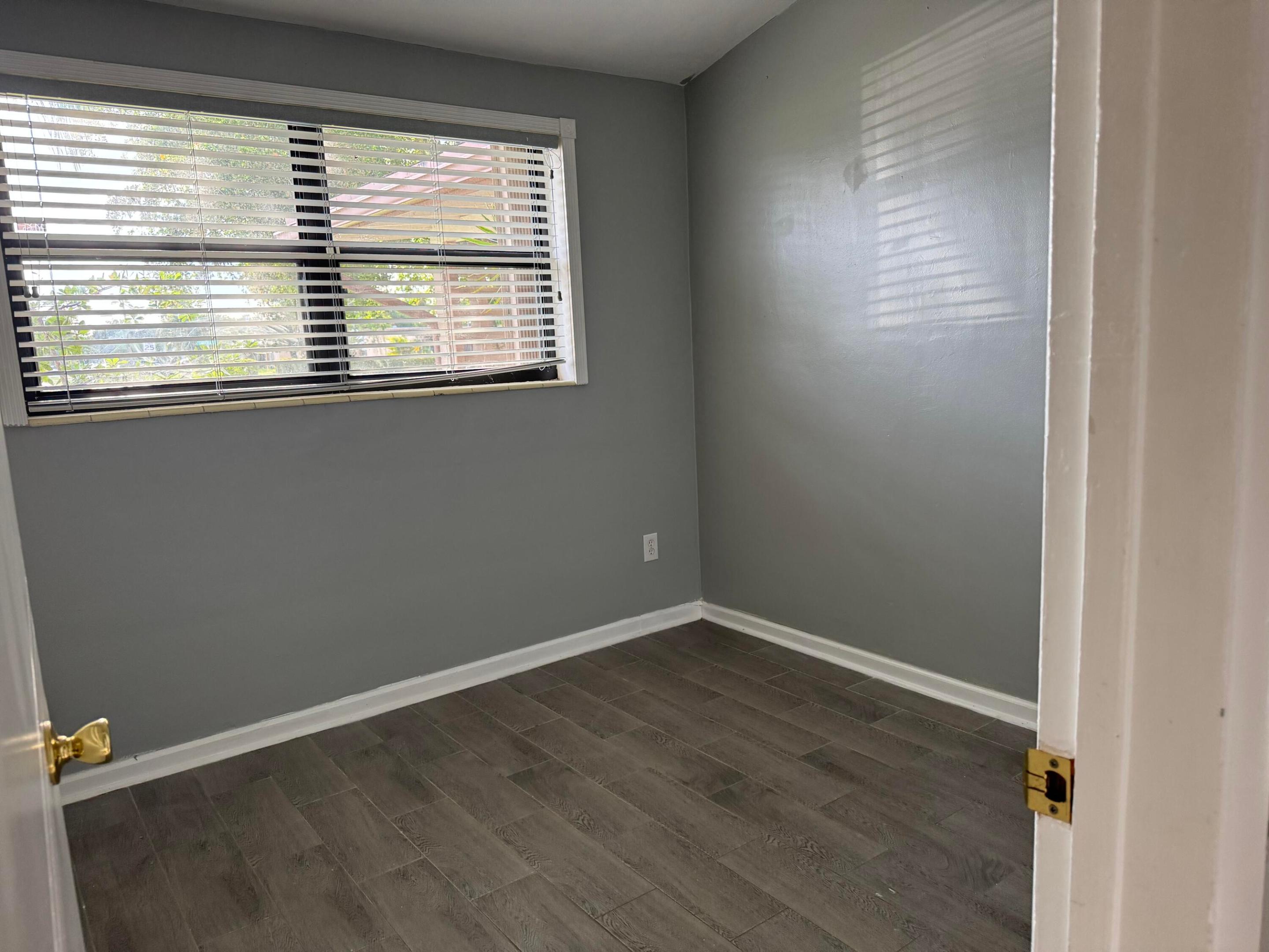 PALM BEACH COLONY SECS 1 AND 2 - Residential Lease