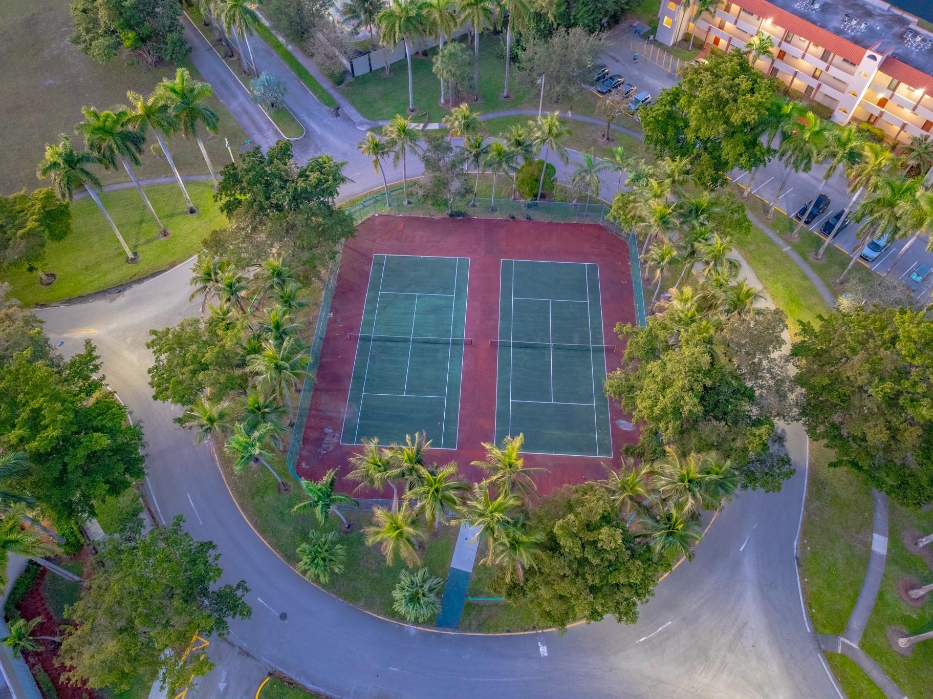 Sunrise Lakes - Residential