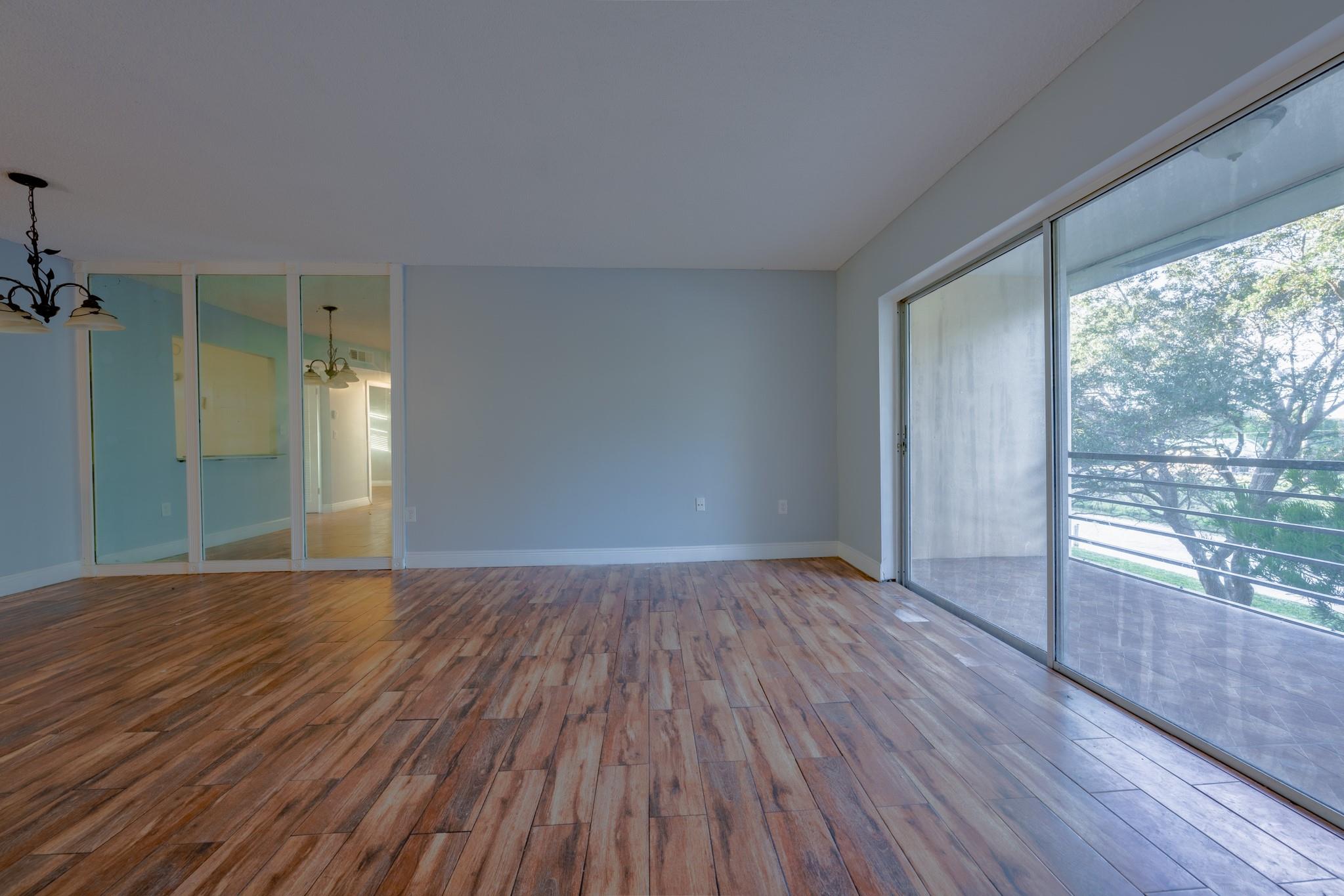 Sunrise Lakes - Residential