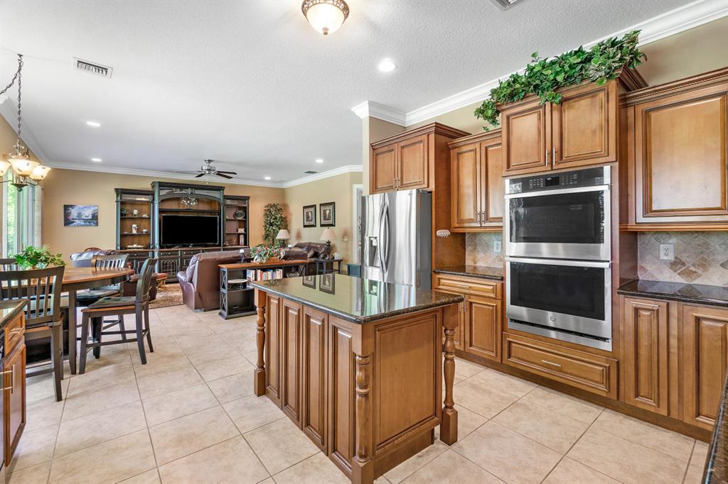 CANYON LAKES 5 - Residential