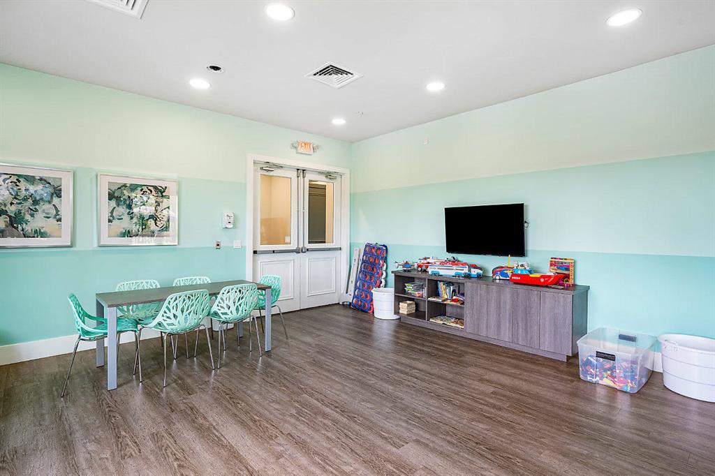 CANYON LAKES 5 - Residential