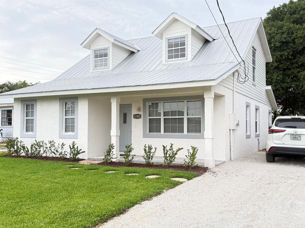 Photo of 11502 SE Ella Avenue, Hobe Sound, FL 33455 (MLS # R11090020)