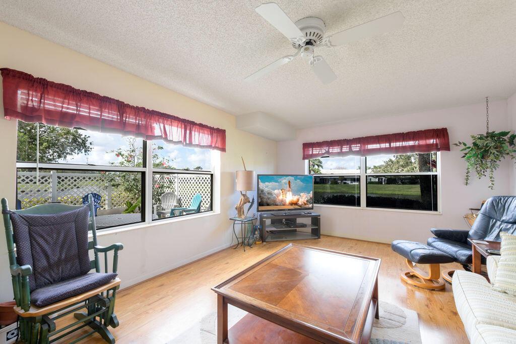 STAMFORD AT SUNSET TRACE A PLAT OF - Residential