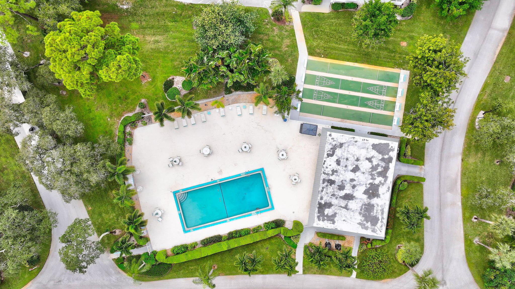 CEDAR POINTE CONDO VILLAG - Residential