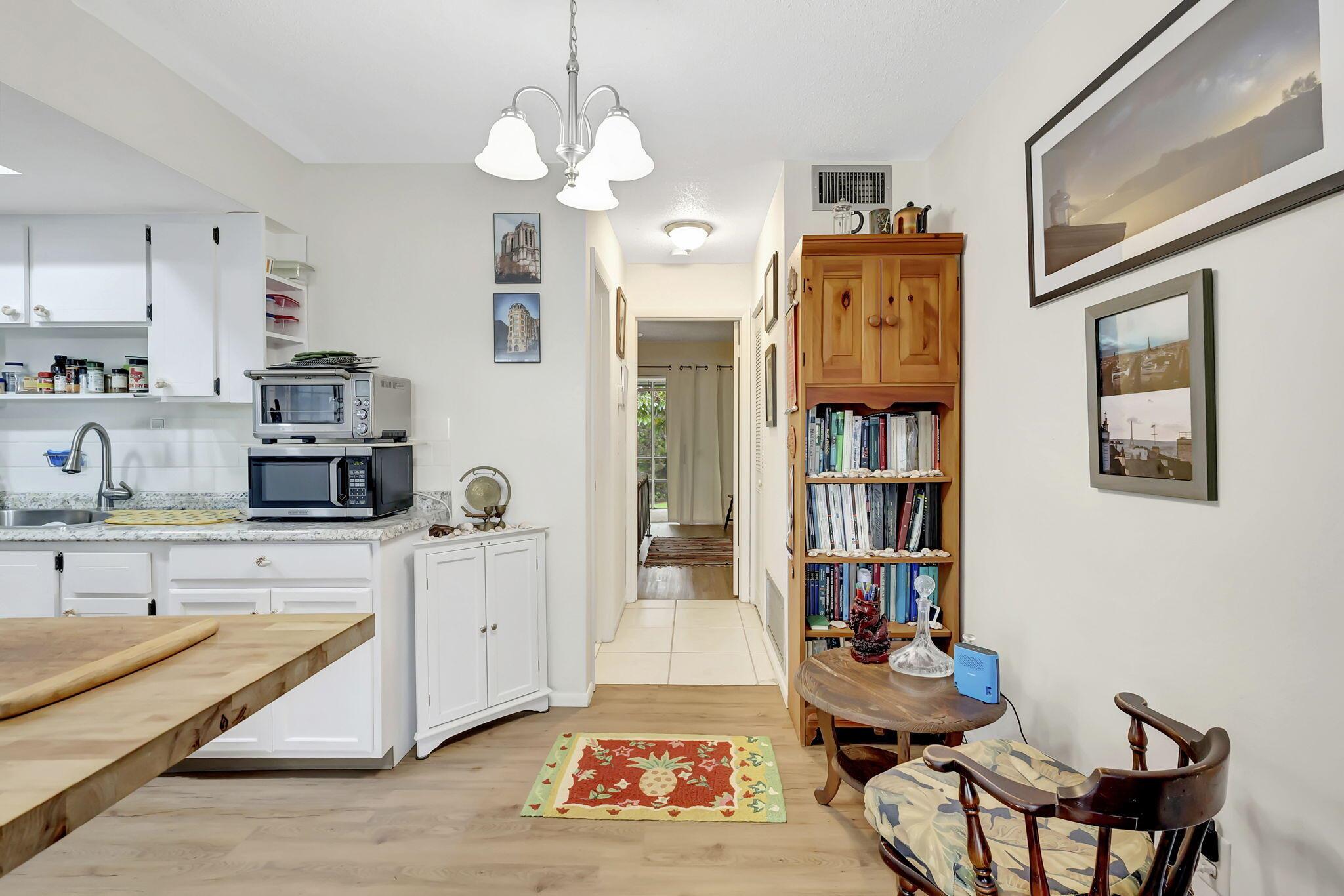 CEDAR POINTE CONDO VILLAG - Residential