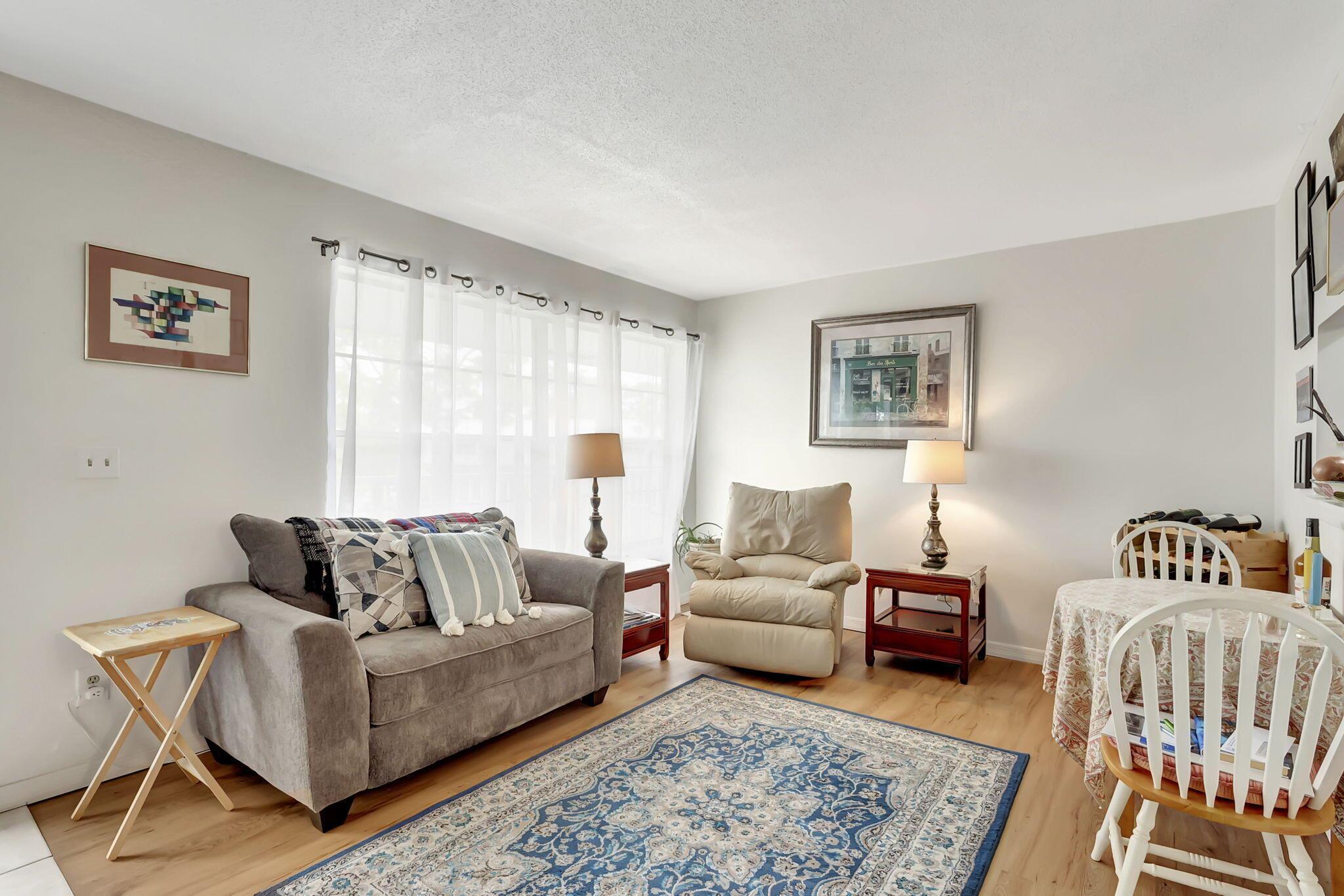 CEDAR POINTE CONDO VILLAG - Residential