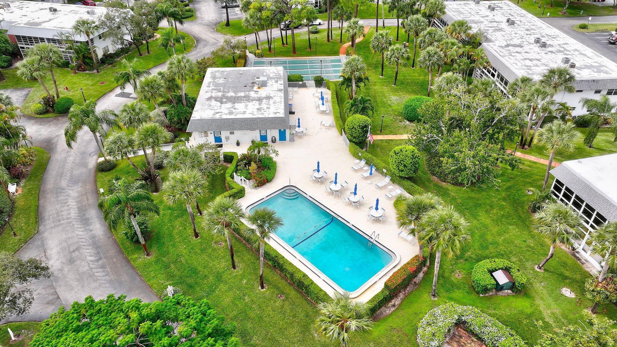 CEDAR POINTE CONDO VILLAG - Residential