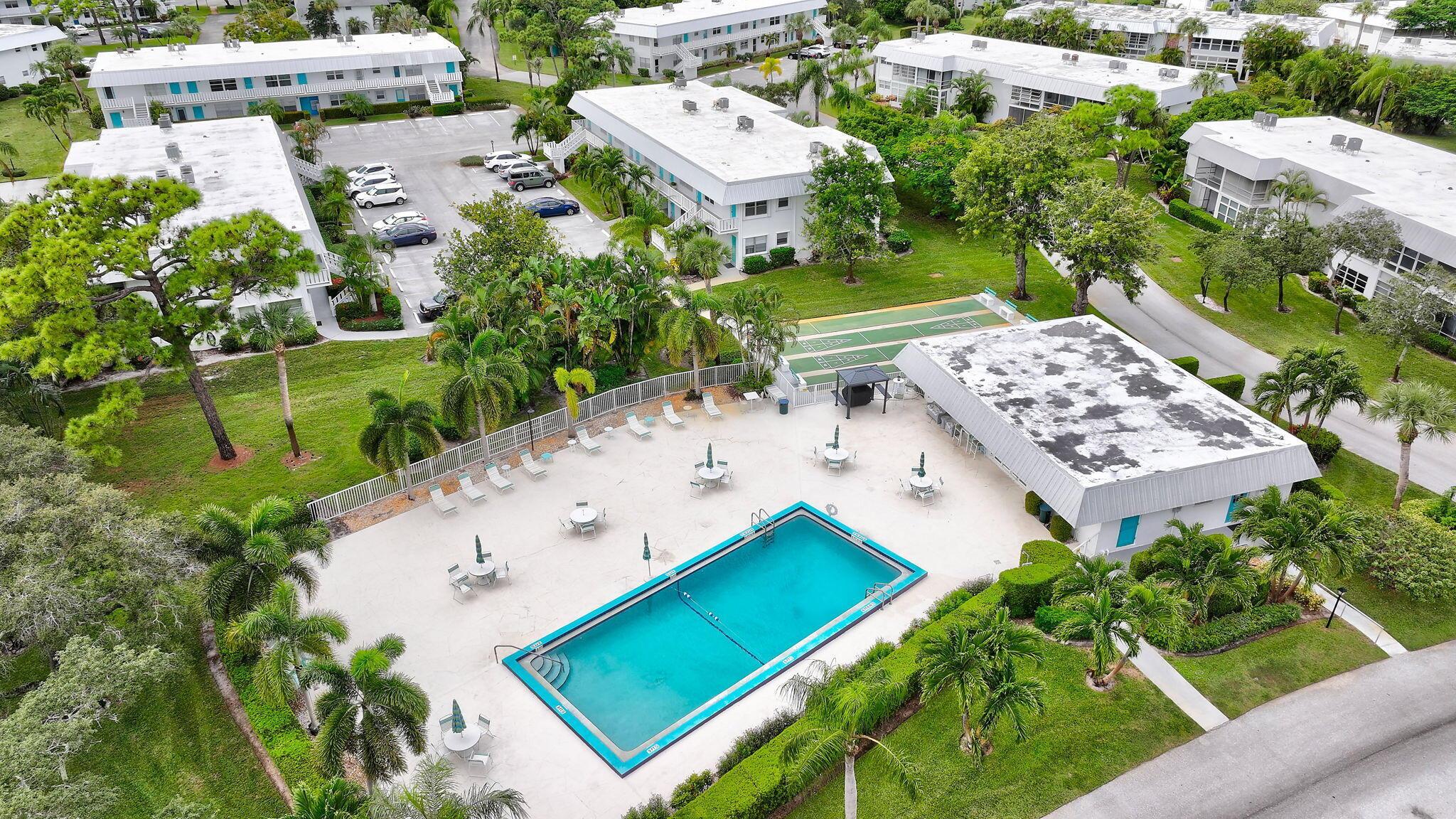 CEDAR POINTE CONDO VILLAG - Residential