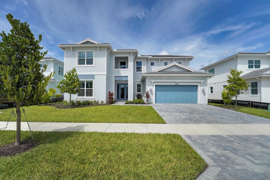 Photo of 9264 Crestview Circle, Palm Beach Gardens, FL 33412 (MLS # R10916350)