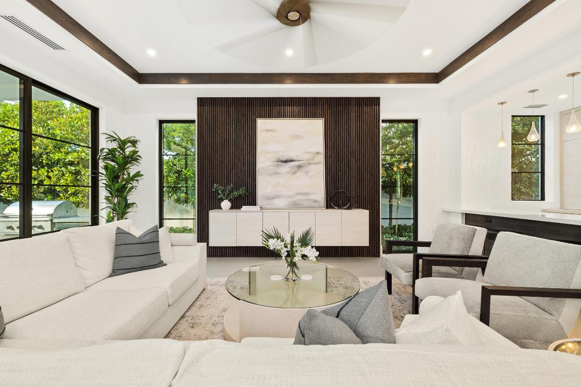 KENMONT - Residential