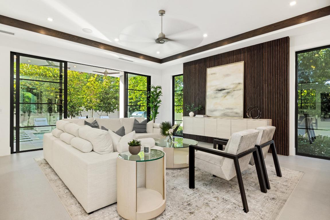 KENMONT - Residential