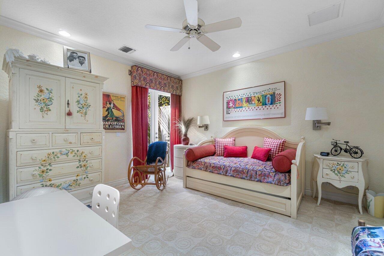 ENCLAVE - Residential