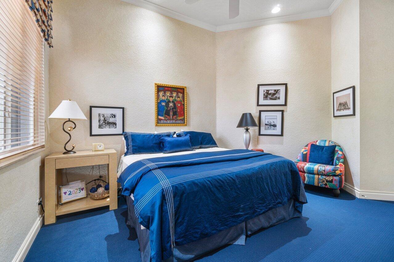 ENCLAVE - Residential