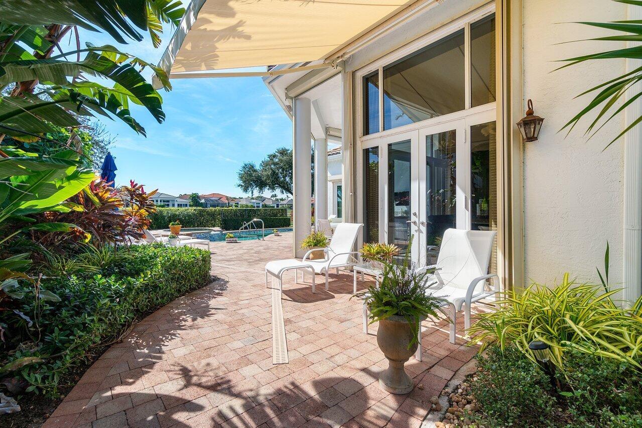 ENCLAVE - Residential