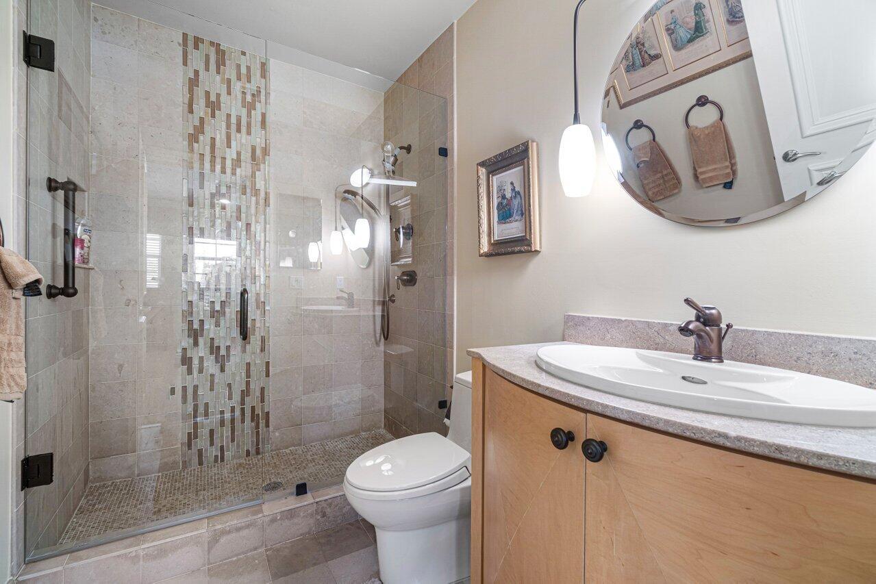 ENCLAVE - Residential