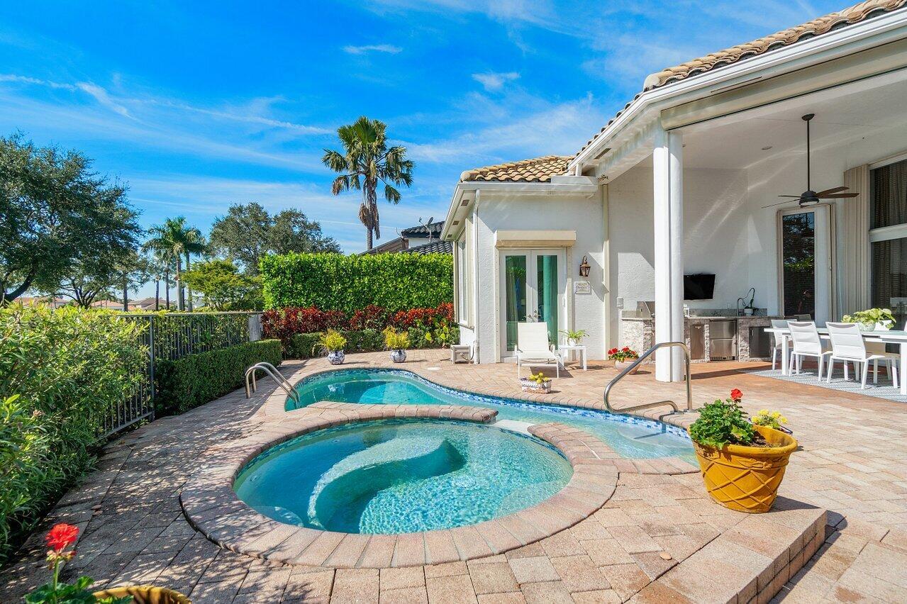 ENCLAVE - Residential